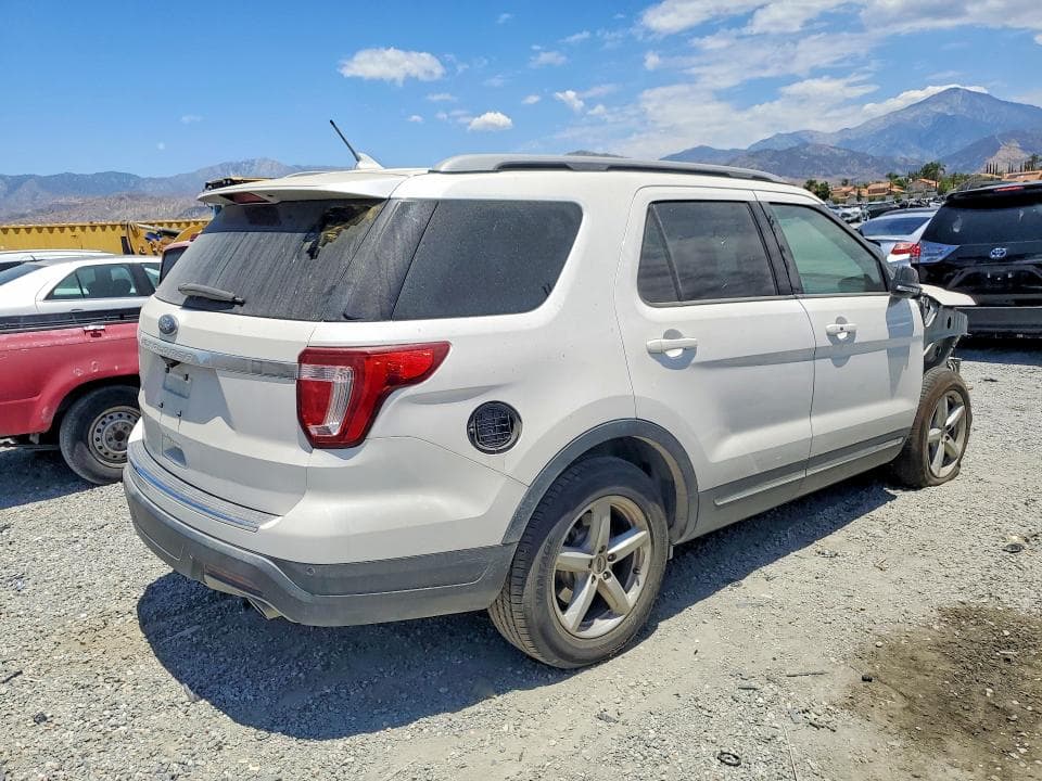 2018 FORD EXPLORER XLT 3