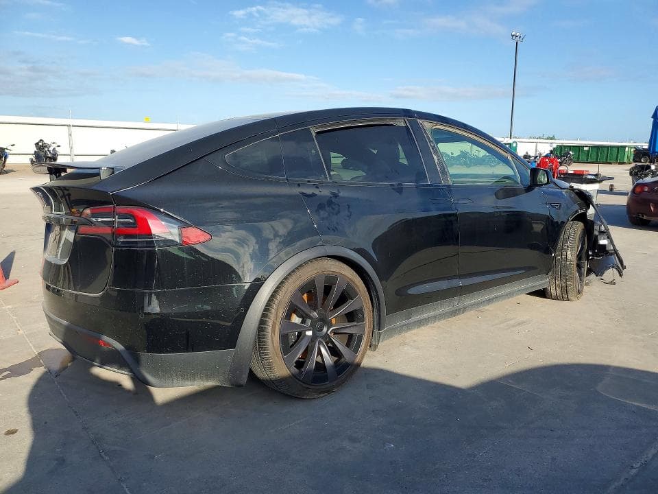 2022 TESLA MODEL X 3