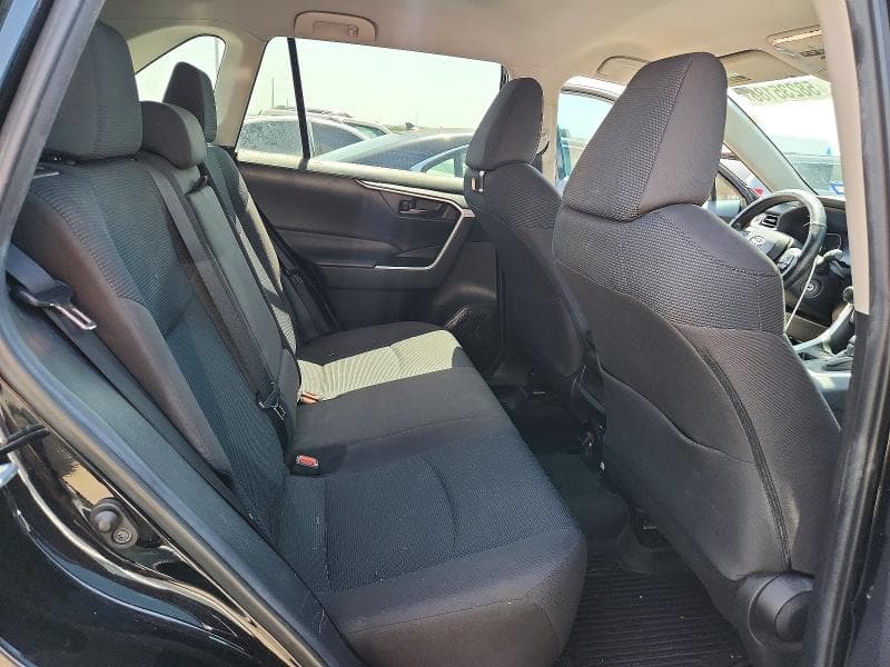 2021 TOYOTA RAV4 LE 10