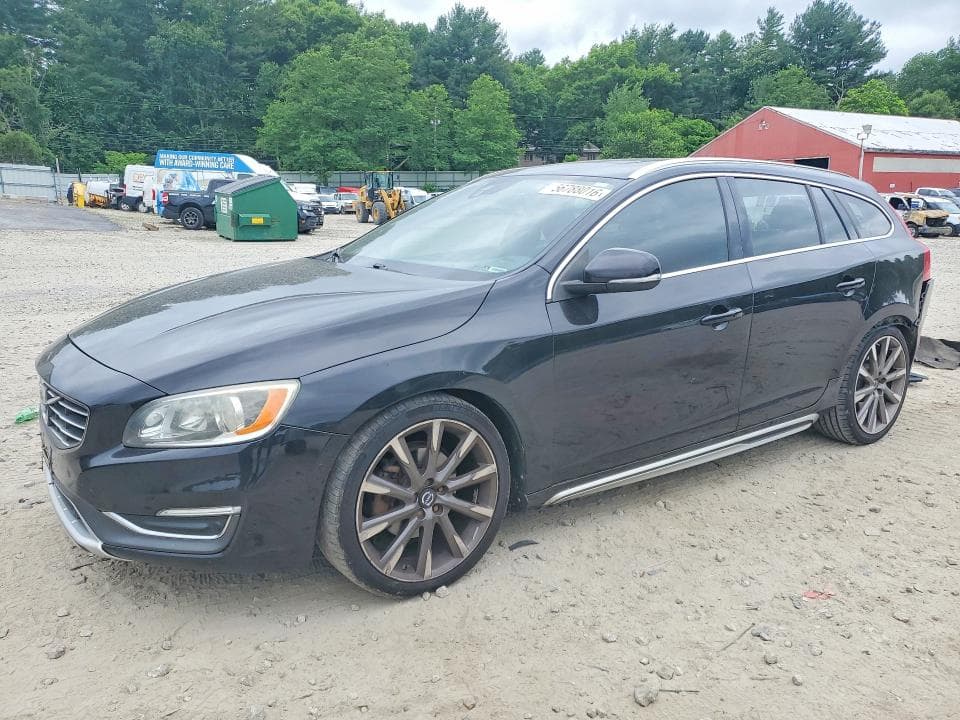 2015 VOLVO V60 PREMIER - 1
