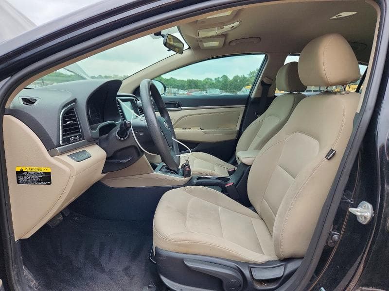 2017 HYUNDAI ELANTRA SE 7