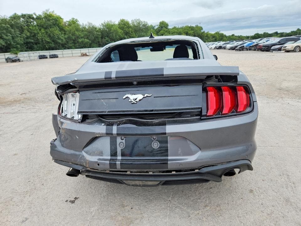 2022 FORD MUSTANG 6