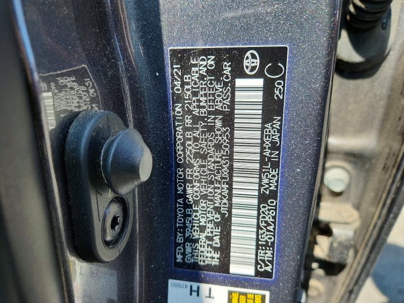 2021 TOYOTA PRIUS LE 12