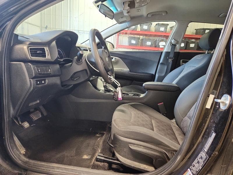 2017 KIA NIRO FE 7