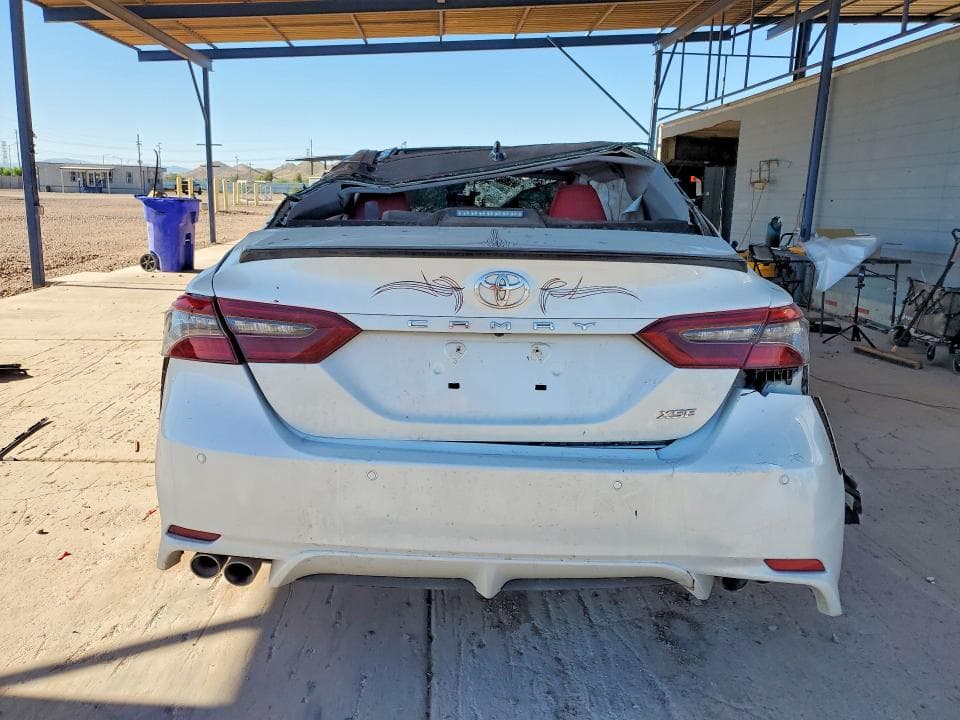 2022 TOYOTA CAMRY XSE 6