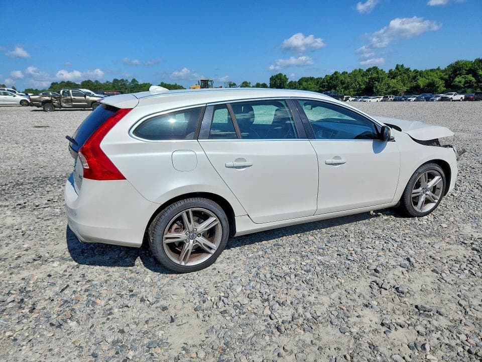 2017 VOLVO V60 T5 PREMIER 3