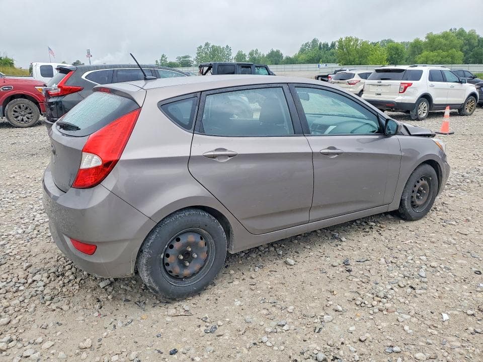 2017 HYUNDAI ACCENT SE 3