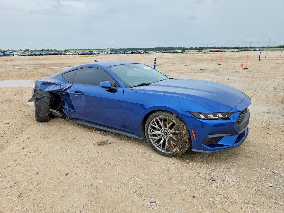 2024 FORD MUSTANG 4