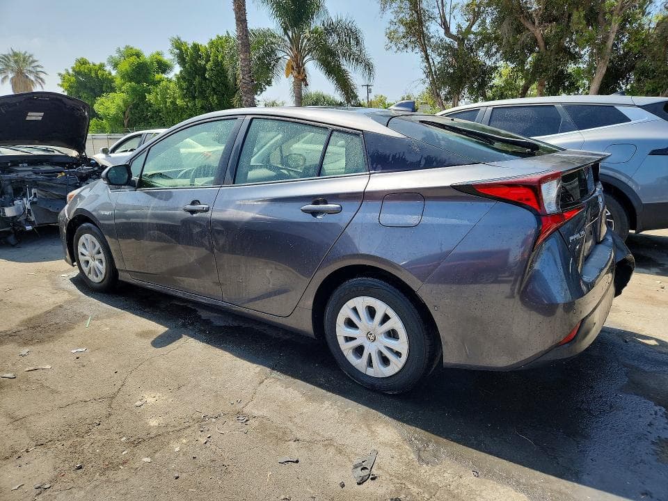 2021 TOYOTA PRIUS LE 2