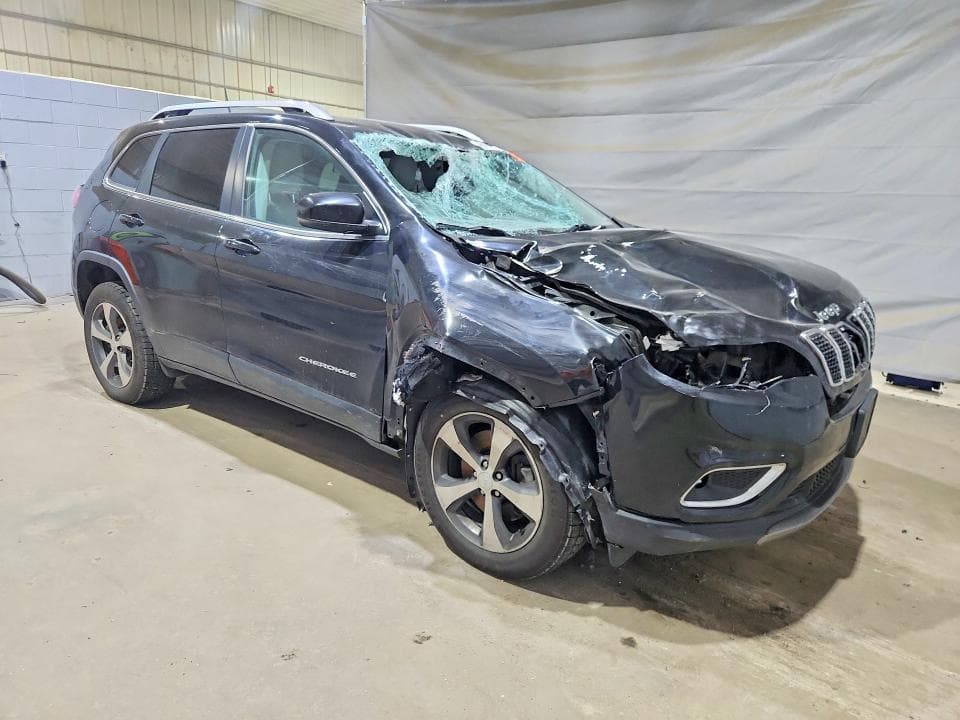 2019 JEEP CHEROKEE LIMITED 4