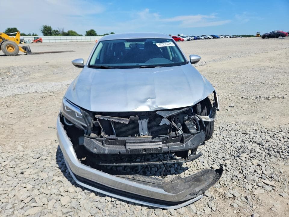 2021 VOLKSWAGEN PASSAT S 5
