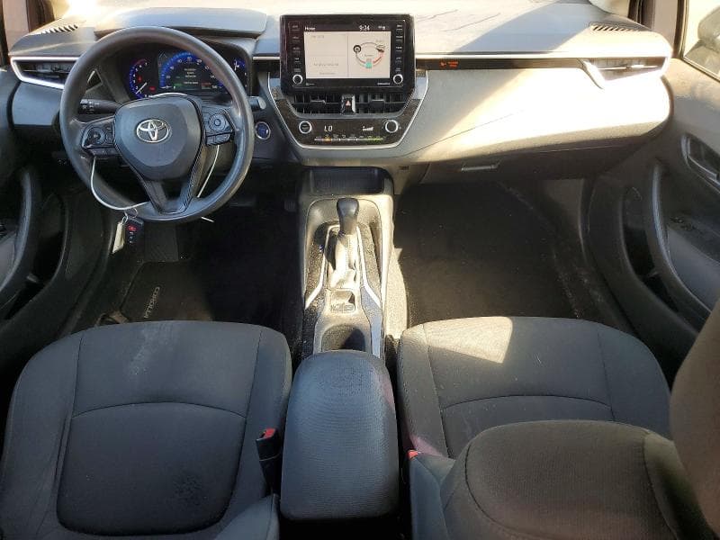 2022 TOYOTA COROLLA LE 8