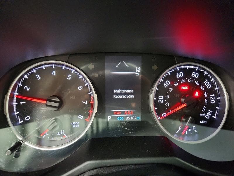2019 TOYOTA RAV4 LE 9
