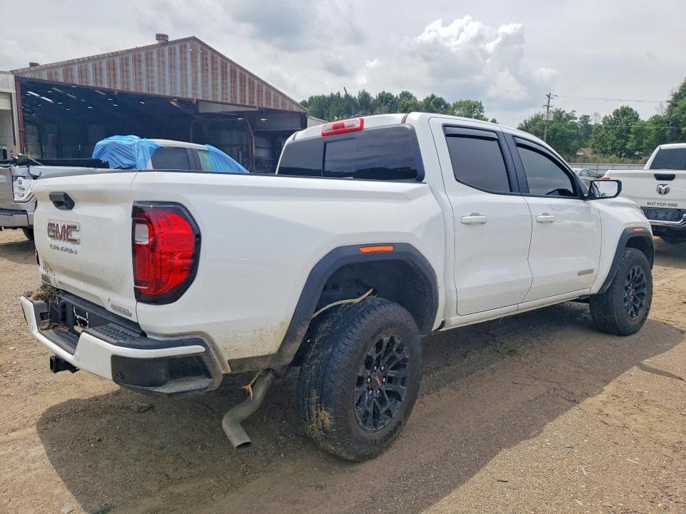 2026 GMC CANYON ELEVATION 3