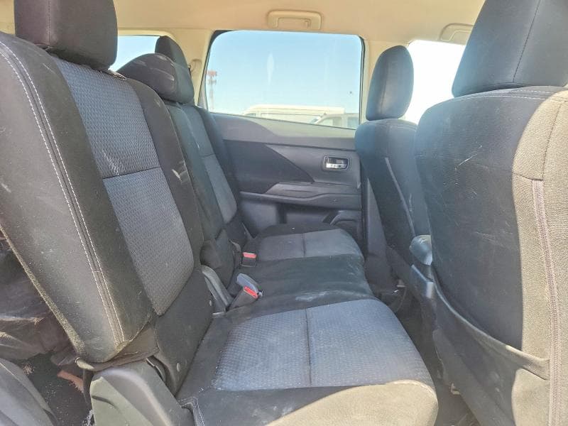 2018 MITSUBISHI OUTLANDER ES 10