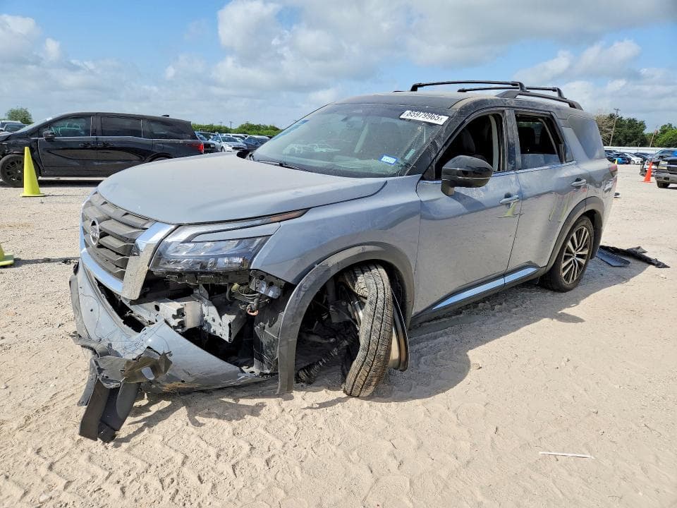 2025 NISSAN PATHFINDER PLATINUM - 1