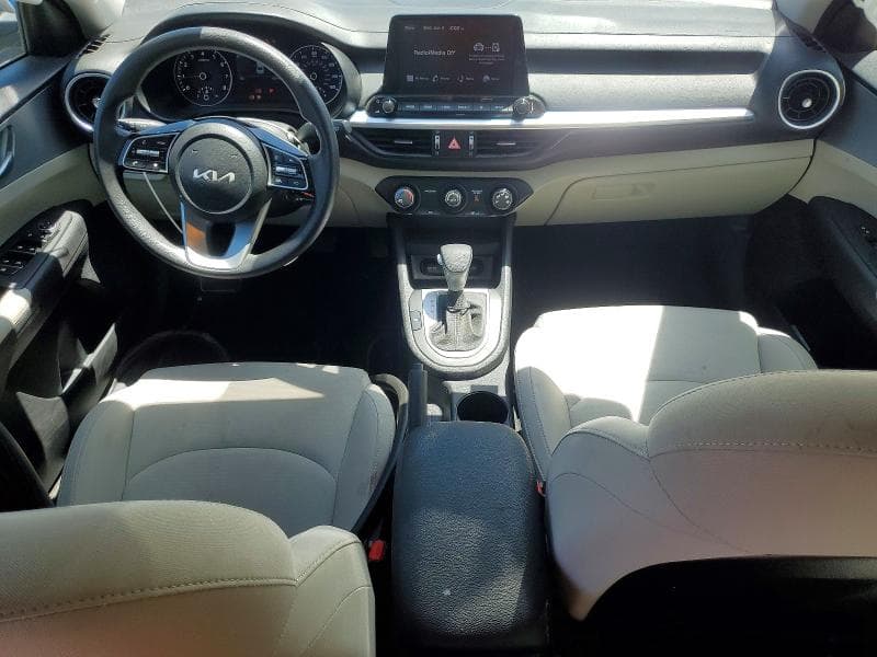 2023 KIA FORTE LXS 8
