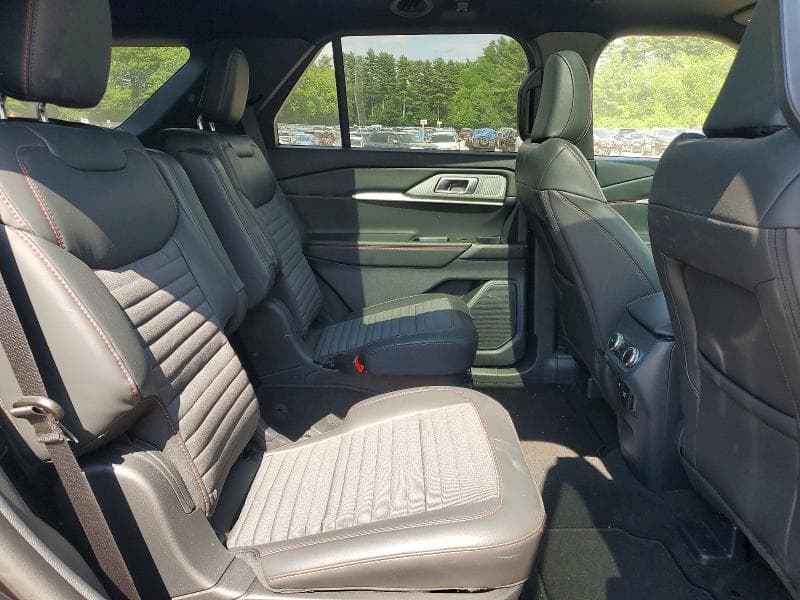 2026 FORD EXPLORER ST-LINE 11
