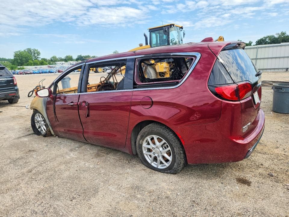2020 CHRYSLER PACIFICA TOURING 2