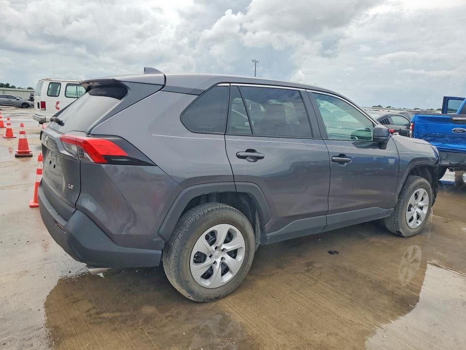 2024 TOYOTA RAV4 LE 3