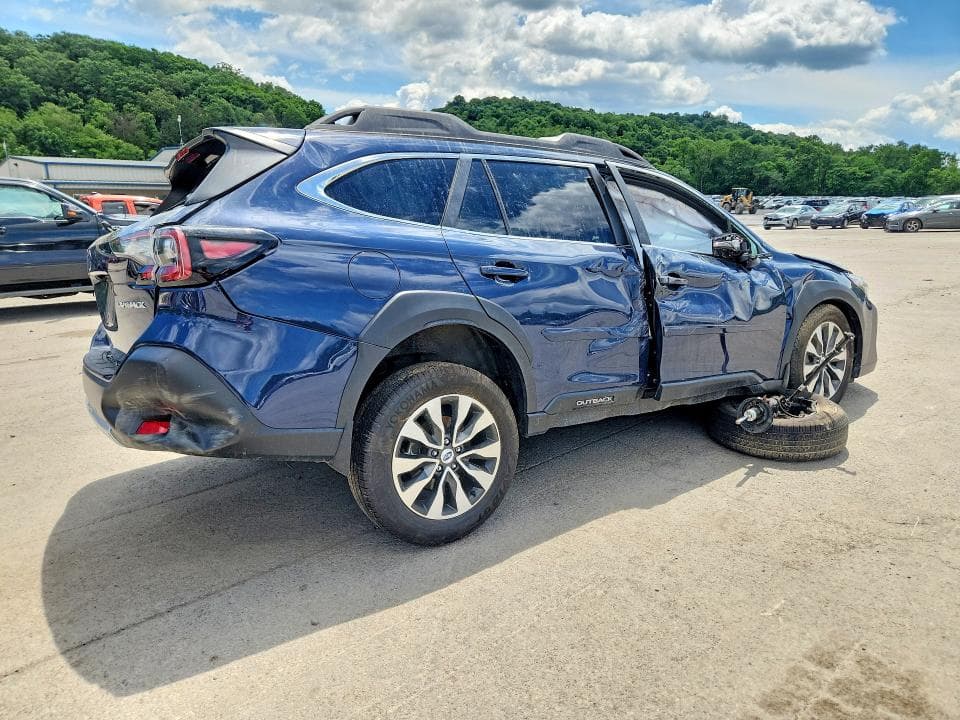 2025 SUBARU OUTBACK LIMITED 3