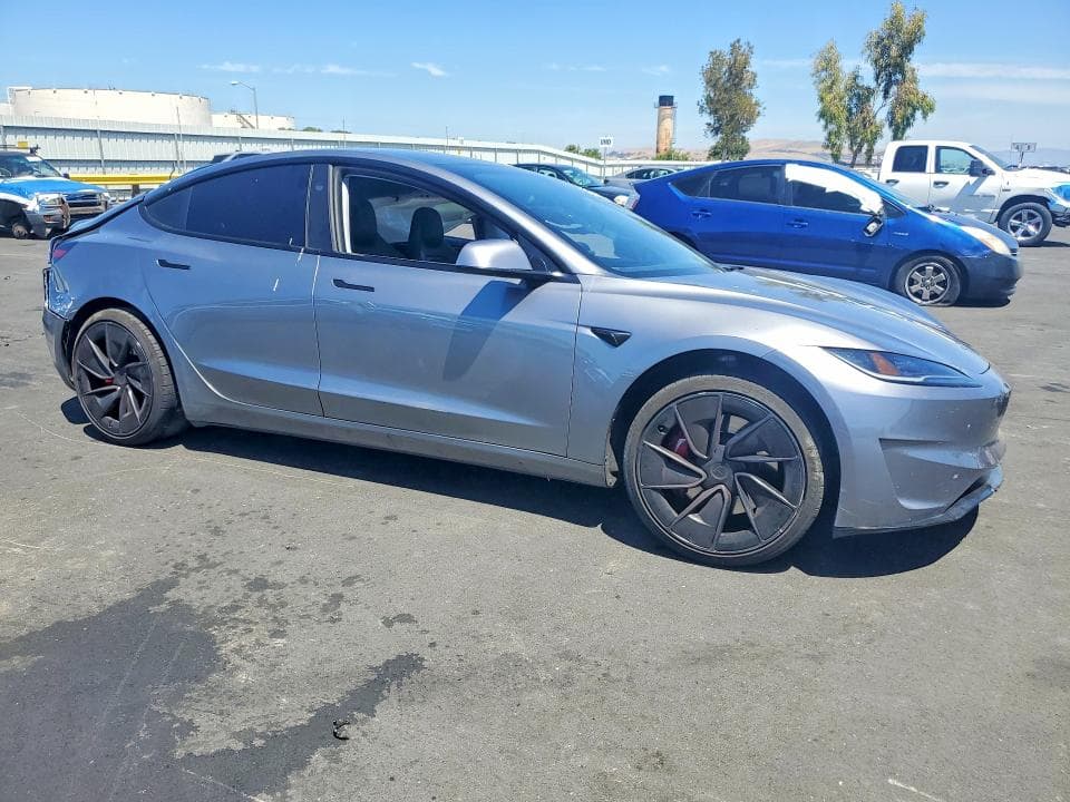 2025 TESLA MODEL 3 4