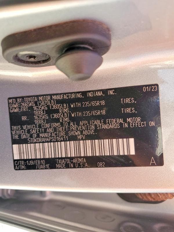 2023 TOYOTA HIGHLANDER XLE 12