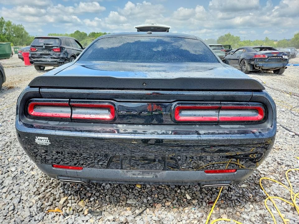 2023 DODGE CHALLENGER SXT 6