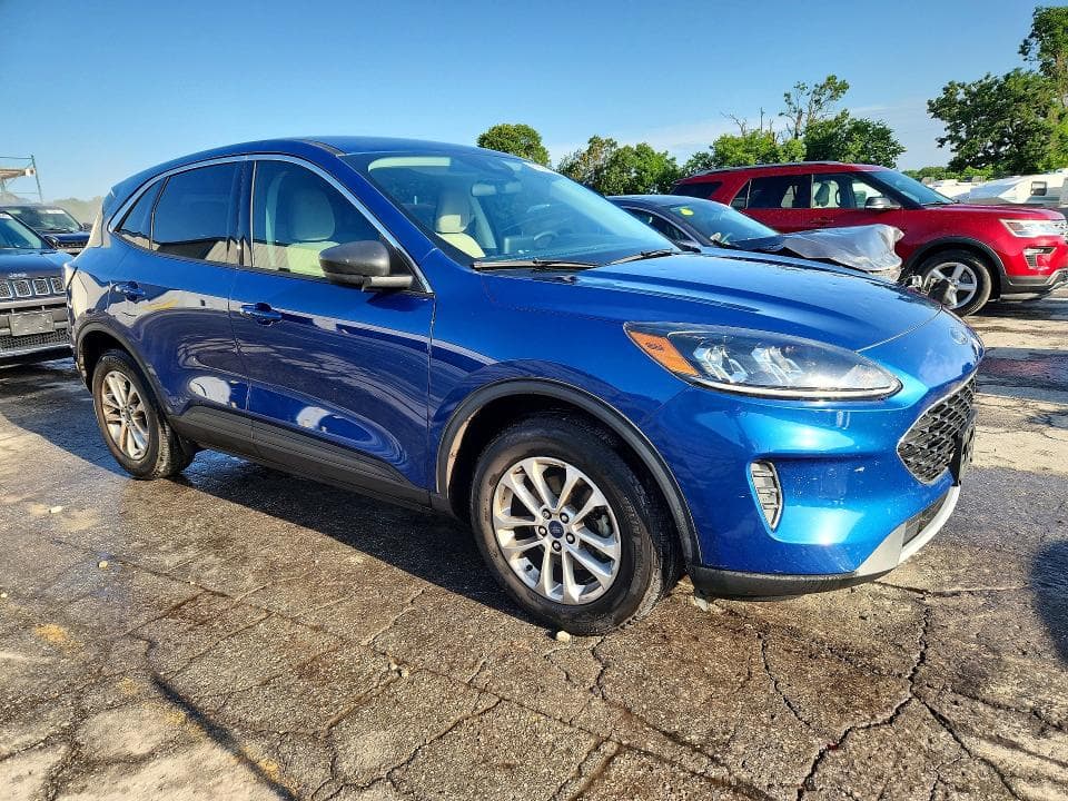 2022 FORD ESCAPE SE 4