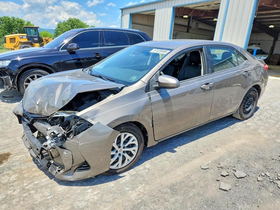 2017 TOYOTA COROLLA LE - 1