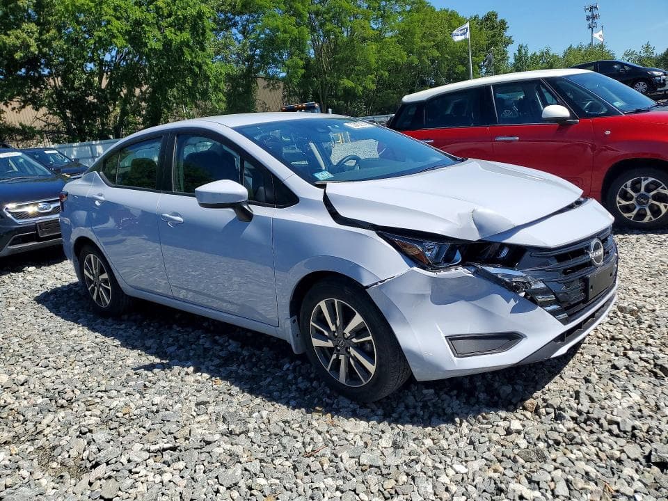 2024 NISSAN VERSA SV 4