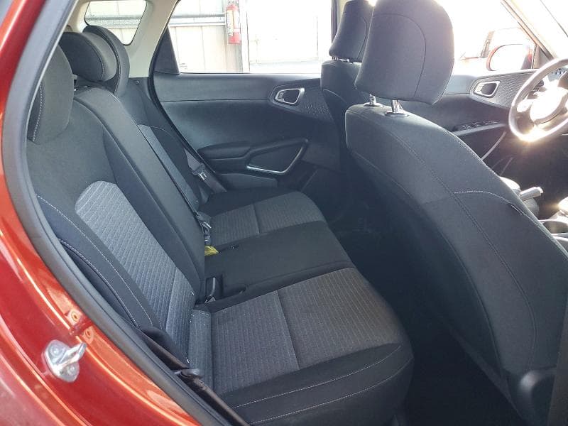 2021 KIA SOUL S 10