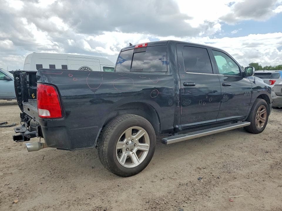 2019 RAM 1500 CLASSIC SLT 3