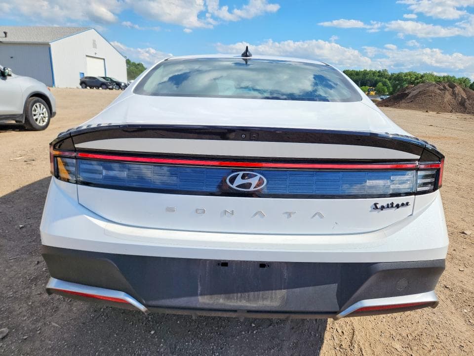 2025 HYUNDAI SONATA SE 6
