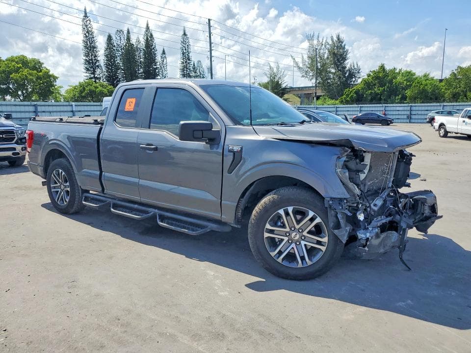 2022 FORD F150 SUPER CAB 4