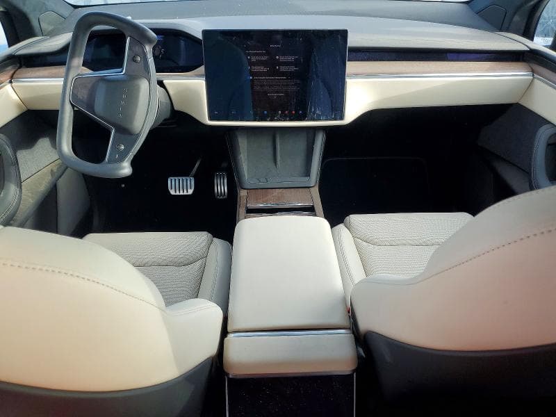 2022 TESLA MODEL X 8