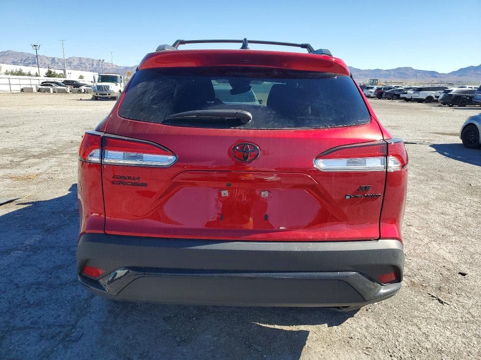 2025 TOYOTA COROLLA CROSS HYBRID SE 6