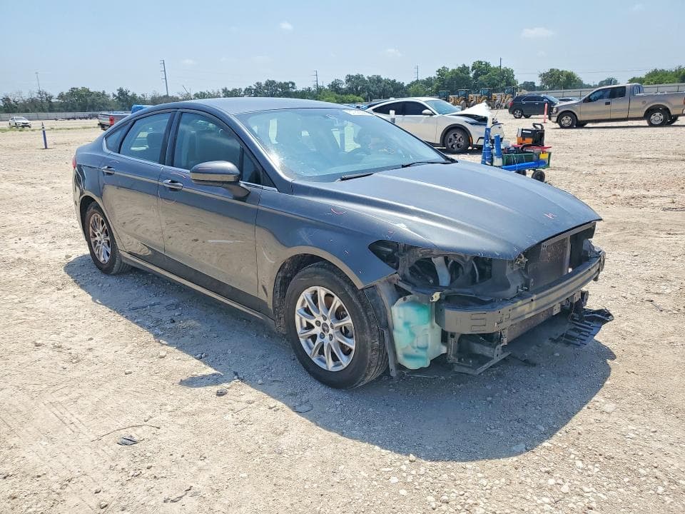 2017 FORD FUSION S 4