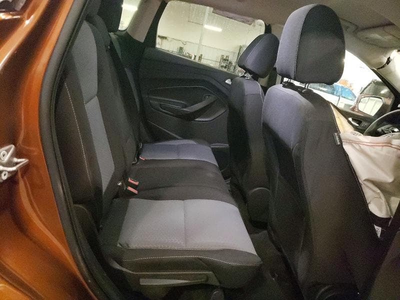 2017 FORD ESCAPE SE 11