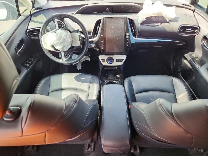 2018 TOYOTA PRIUS PRIME PREMIUM 8