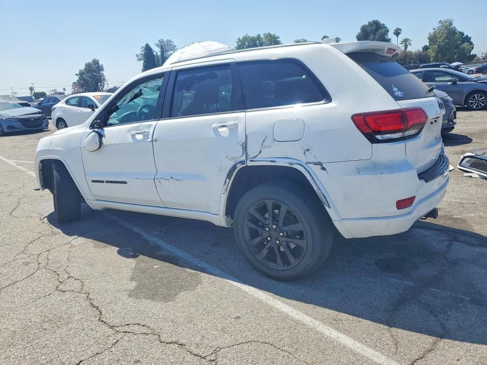 2017 JEEP GRAND CHEROKEE LAREDO 2