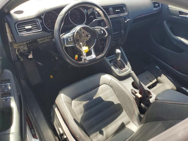2017 VOLKSWAGEN JETTA GLI 8