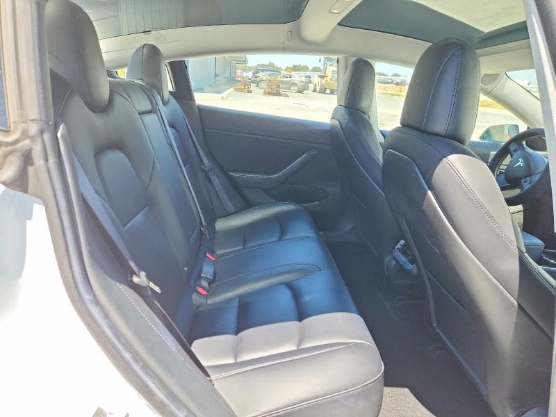 2018 TESLA MODEL 3 10