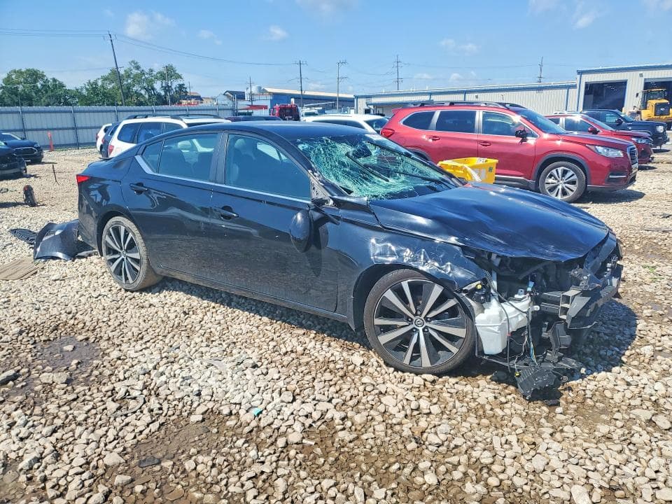 2021 NISSAN ALTIMA SR 4