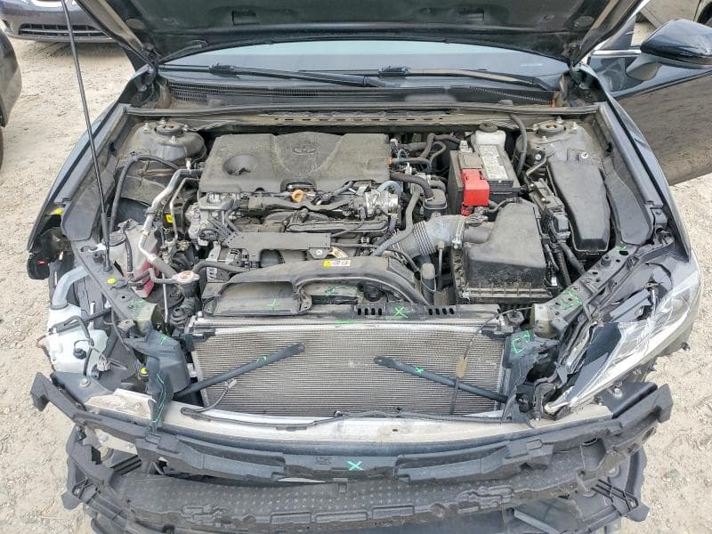 2022 TOYOTA CAMRY LE 11