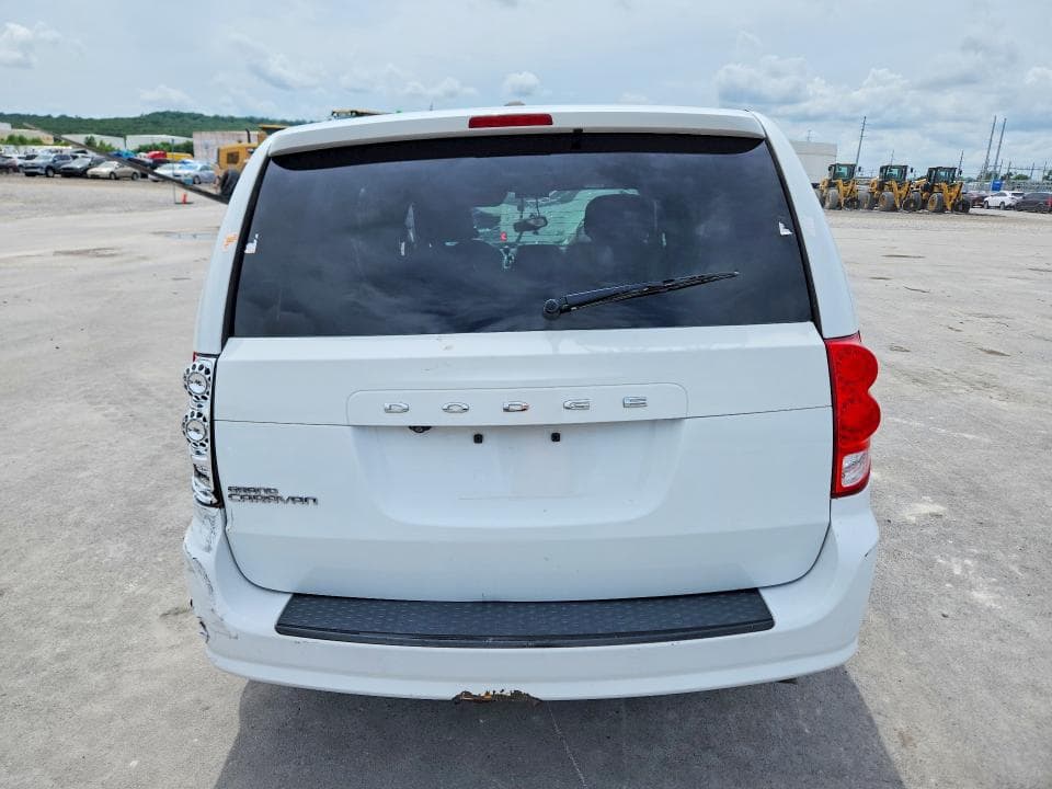 2018 DODGE GRAND CARAVAN SE 6