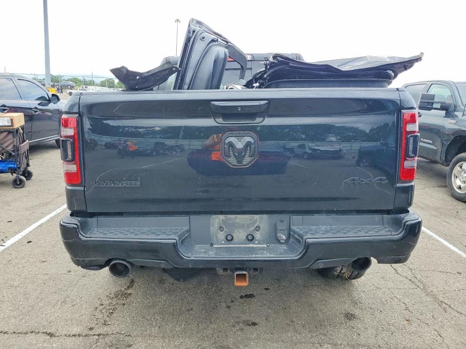 2019 RAM 1500 LARAMIE 6