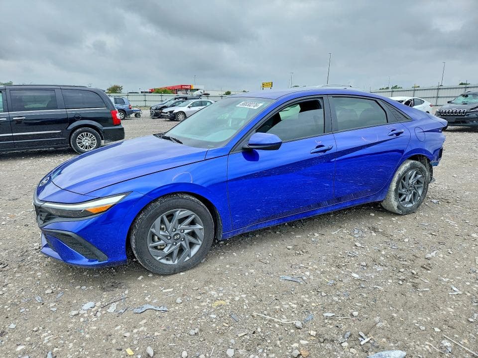 2024 HYUNDAI ELANTRA SEL - 1