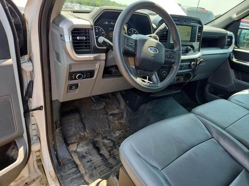 2023 FORD F150 8