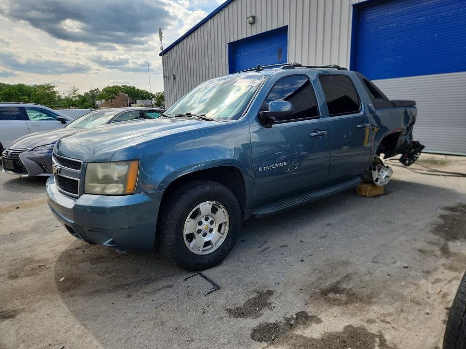 2009 CHEVROLET AVALANCHE - 1